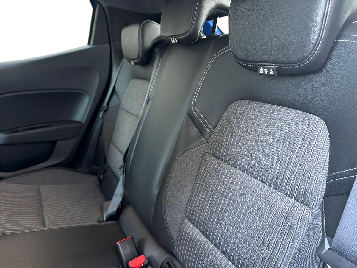 Used Renault Clio 2022 for sale - 77917896: Photo 14