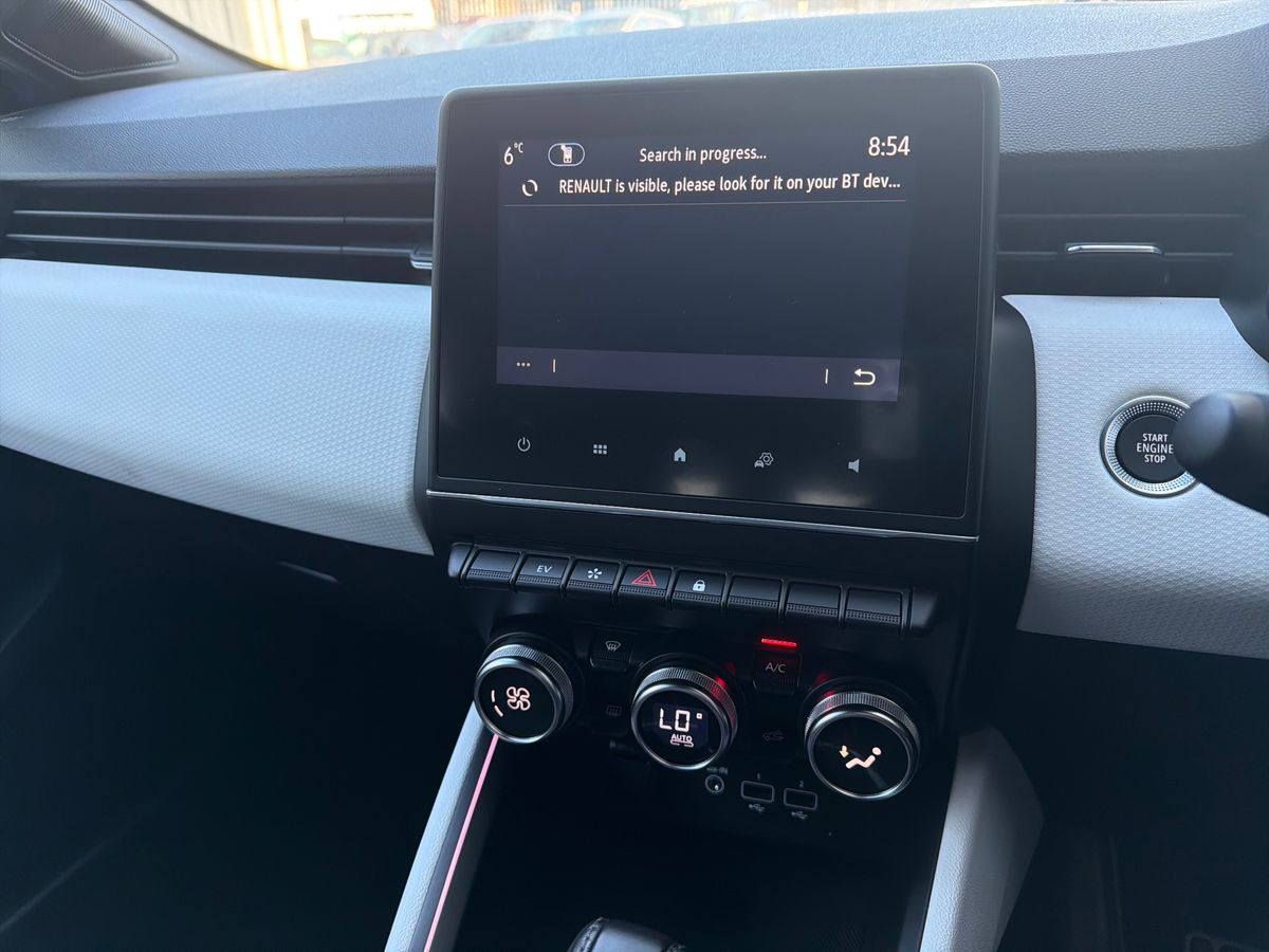Used Renault Clio 2022 for sale - 77917896: Photo 18