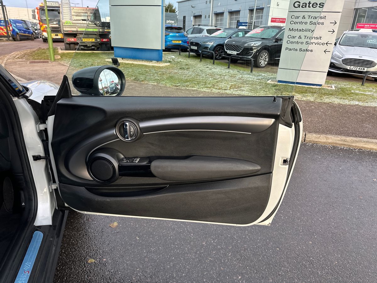 Used MINI Hatch 2022 for sale - 77673801: Photo 35