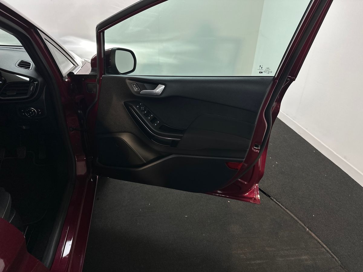 Used Ford Fiesta 2022 for sale - 76140009: Photo 35