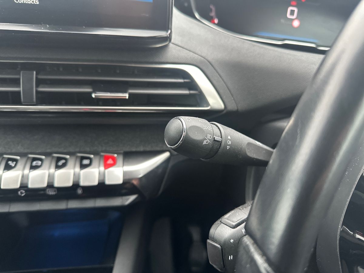 Used Peugeot 3008 2022 for sale - 76960220: Photo 23