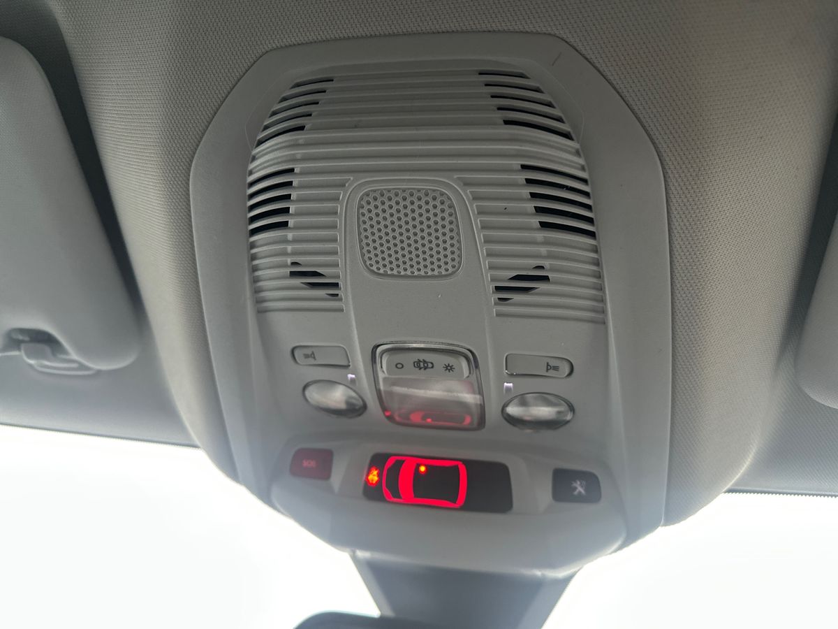 Used Peugeot 3008 2022 for sale - 76960220: Photo 29