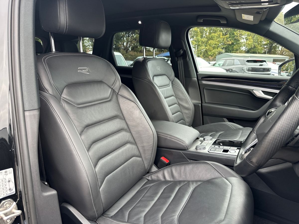 Used Volkswagen Touareg 2023 for sale - 76458879: Photo 12