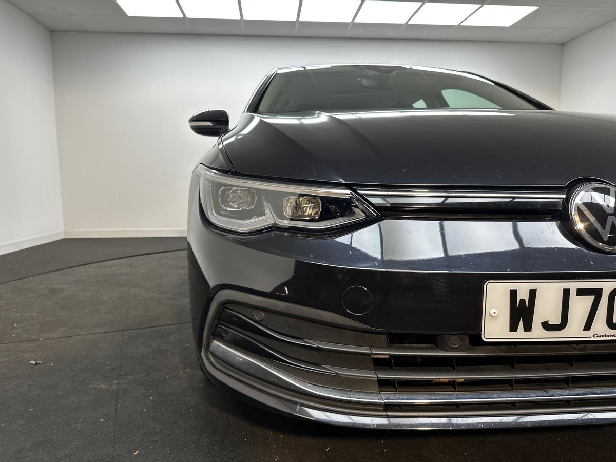 Used Volkswagen Golf 2020 for sale - 76841892: Photo 32