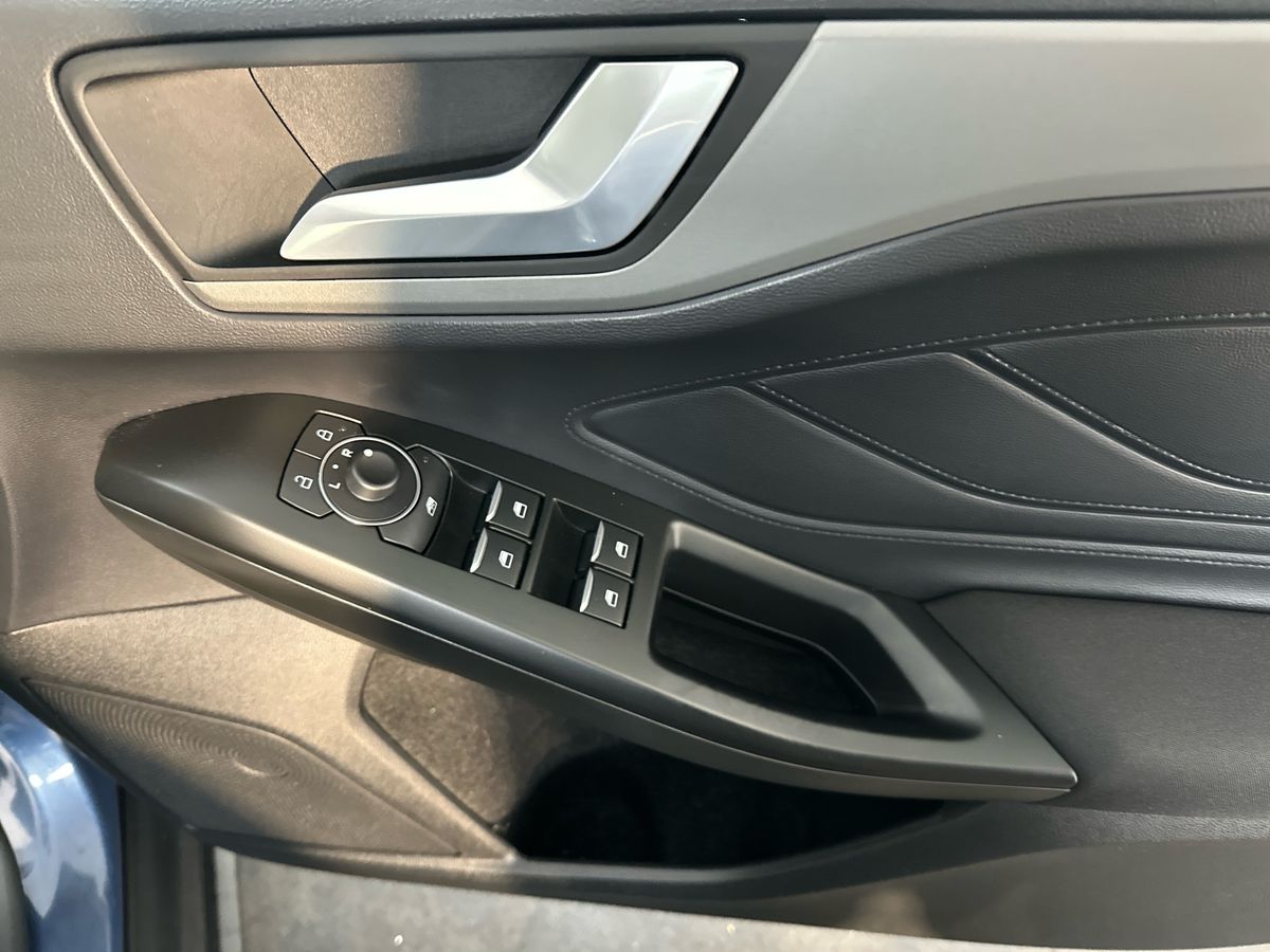 Used Ford Focus 2022 for sale - 76609633: Photo 25