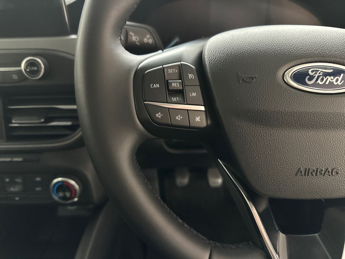 Used Ford Focus 2022 for sale - 76609633: Photo 26