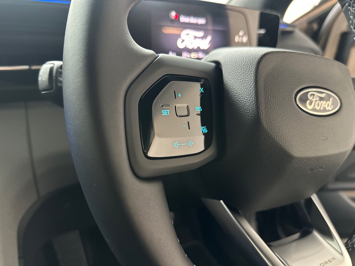 Used Ford Explorer 2025 for sale - 78055330: Photo 26