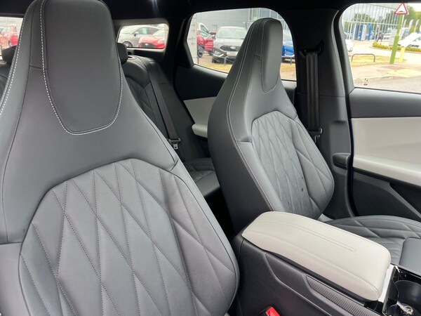 Used Ford Explorer 2025 for sale - 75641211: Photo 12
