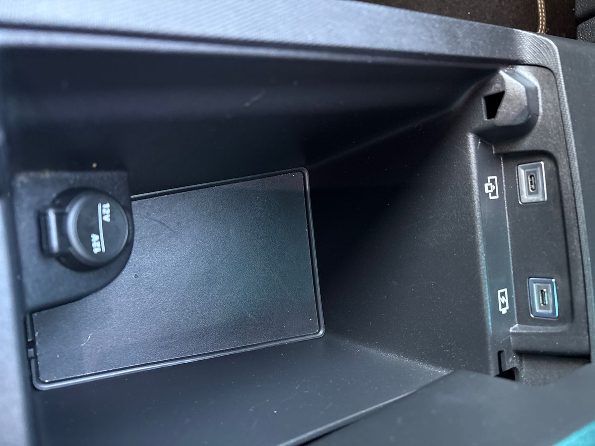 Used Peugeot 3008 2024 for sale - 77133838: Photo 24