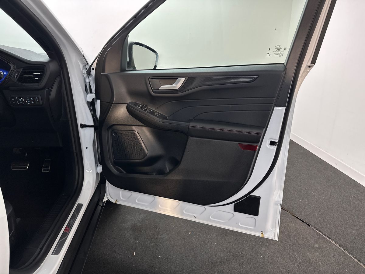 Used Ford Kuga 2024 for sale - 77333129: Photo 35