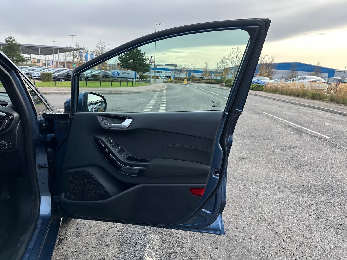 Used Ford Fiesta 2022 for sale - 76420308: Photo 35