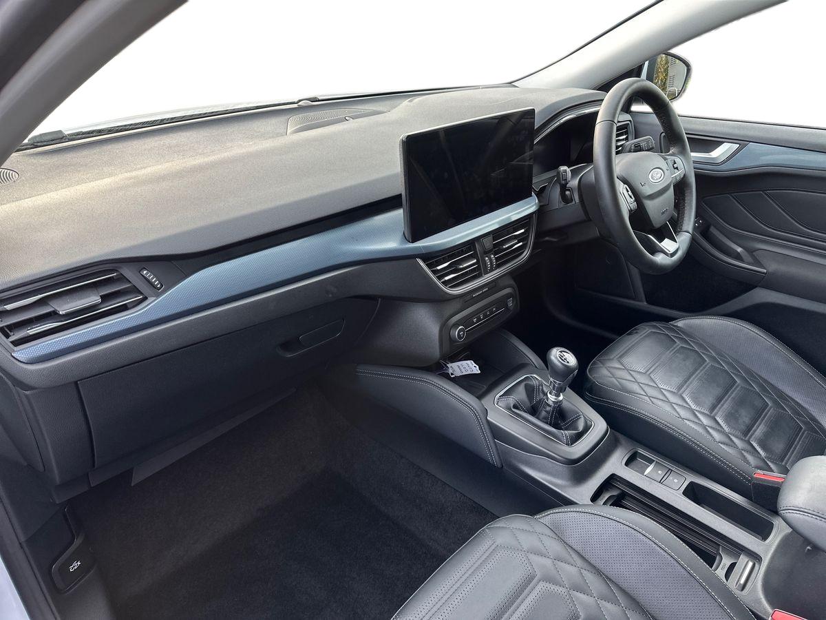 Used Ford Focus 2023 for sale - 77047560: Photo 11