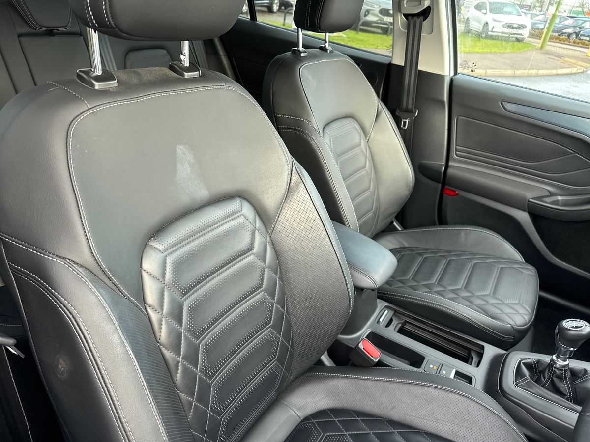 Used Ford Focus 2023 for sale - 77047560: Photo 13