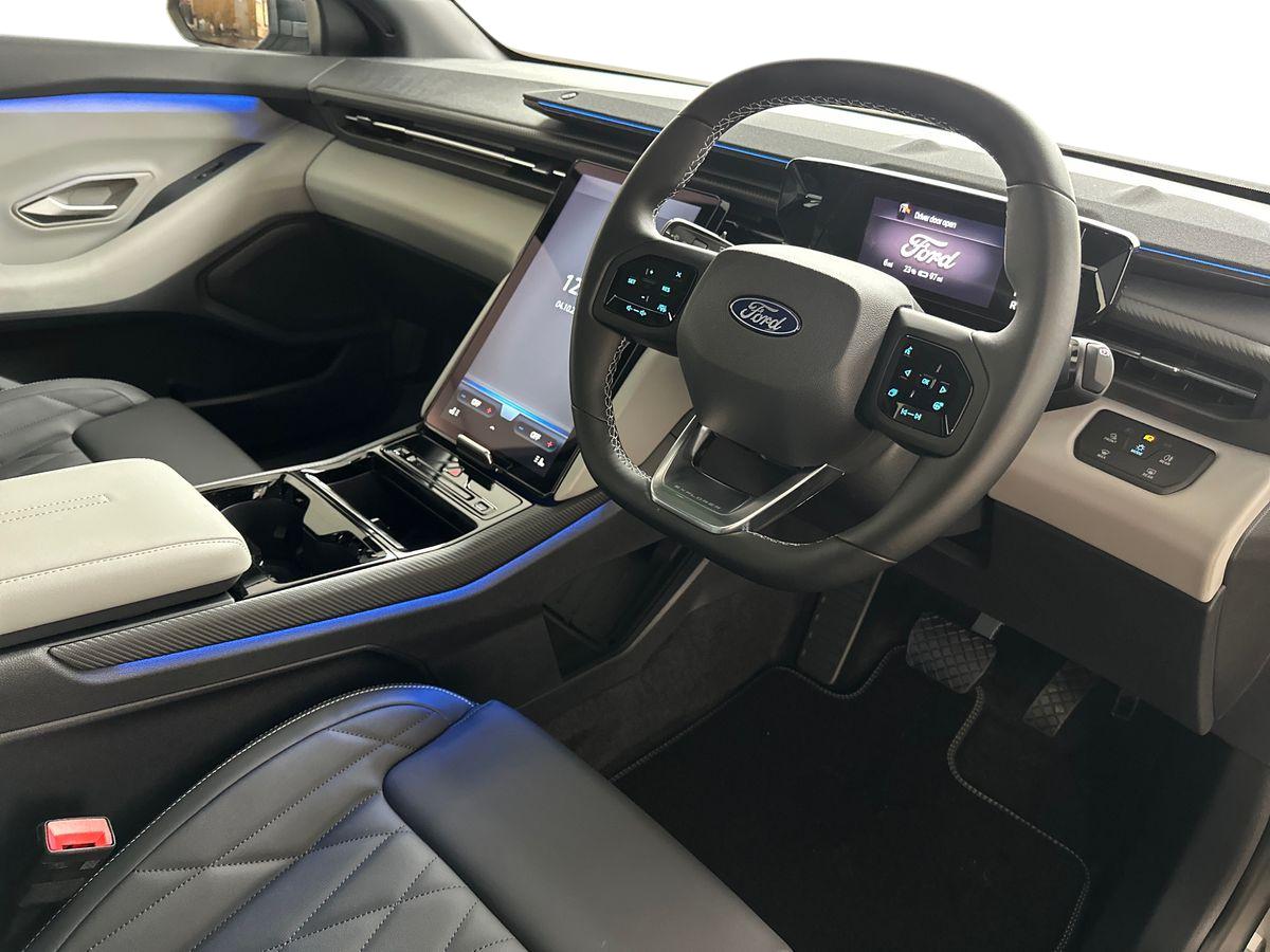 Used Ford Explorer 2025 for sale - 78055332: Photo 10