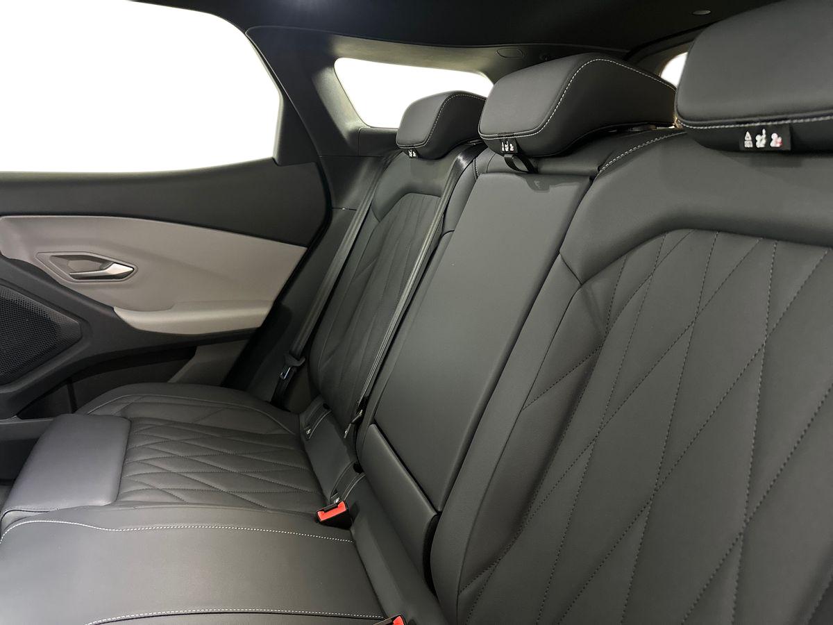 Used Ford Explorer 2025 for sale - 78055332: Photo 14