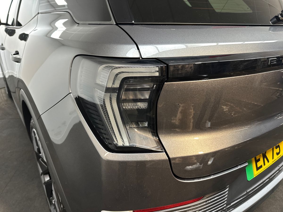 Used Ford Explorer 2025 for sale - 78055332: Photo 33