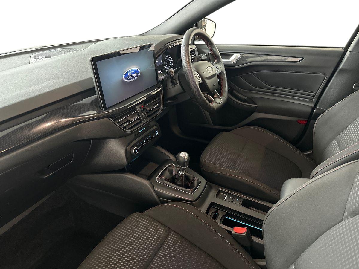 Used Ford Focus 2022 for sale - 77934279: Photo 11