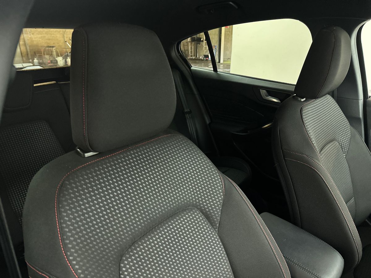 Used Ford Focus 2022 for sale - 77934279: Photo 12