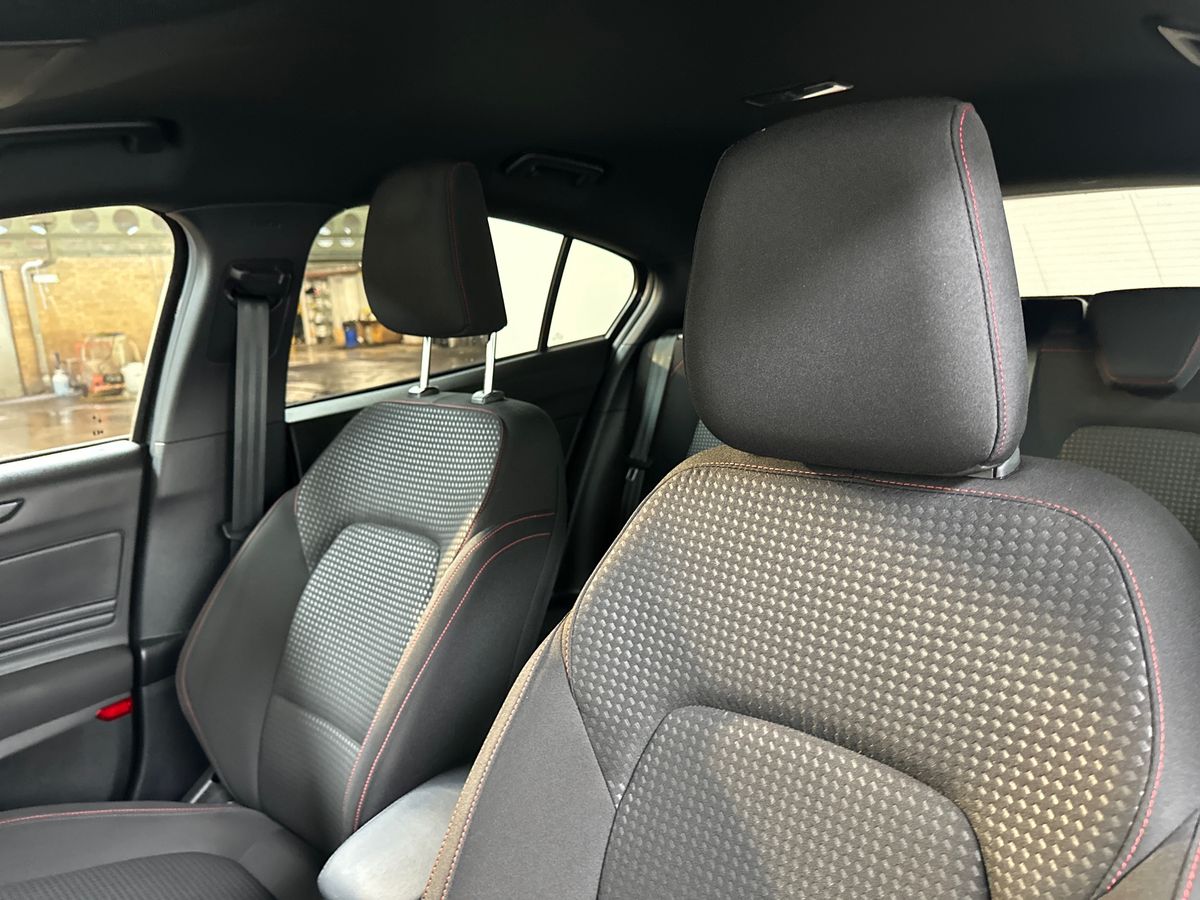 Used Ford Focus 2022 for sale - 77934279: Photo 13