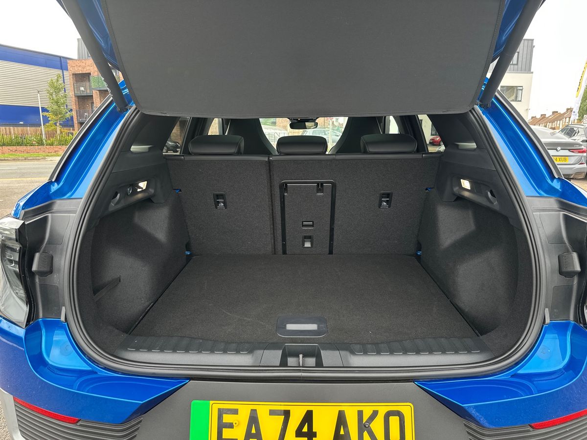 Used Ford Explorer 2024 for sale - 77042740: Photo 34