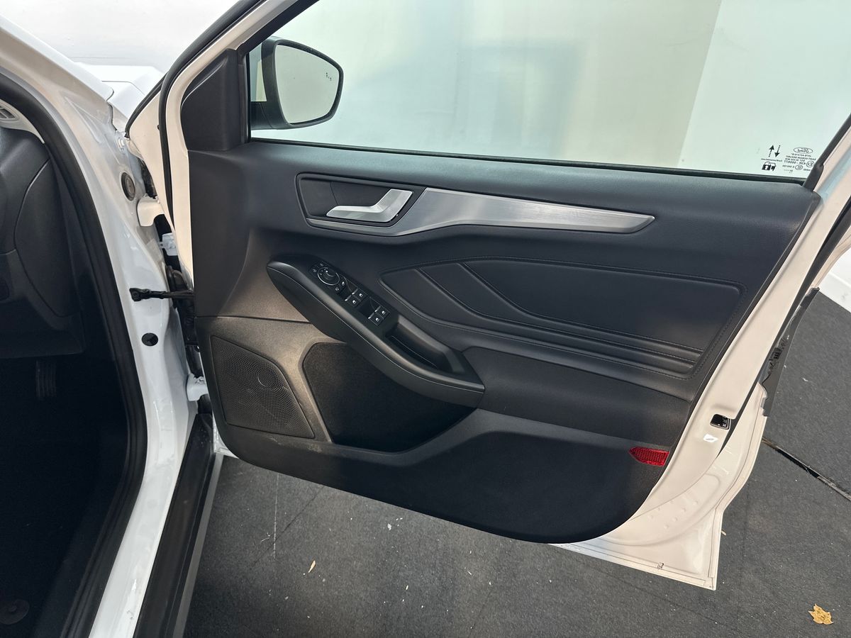 Used Ford Focus 2024 for sale - 76749886: Photo 35