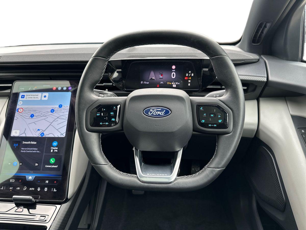 Used Ford Explorer 2024 for sale - 76540150: Photo 17