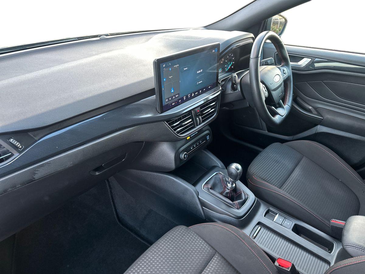 Used Ford Focus 2023 for sale - 77075608: Photo 11
