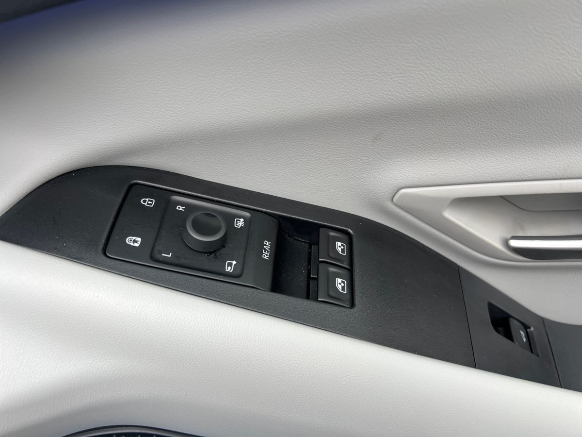 Used Ford Explorer 2025 for sale - 76400758: Photo 25