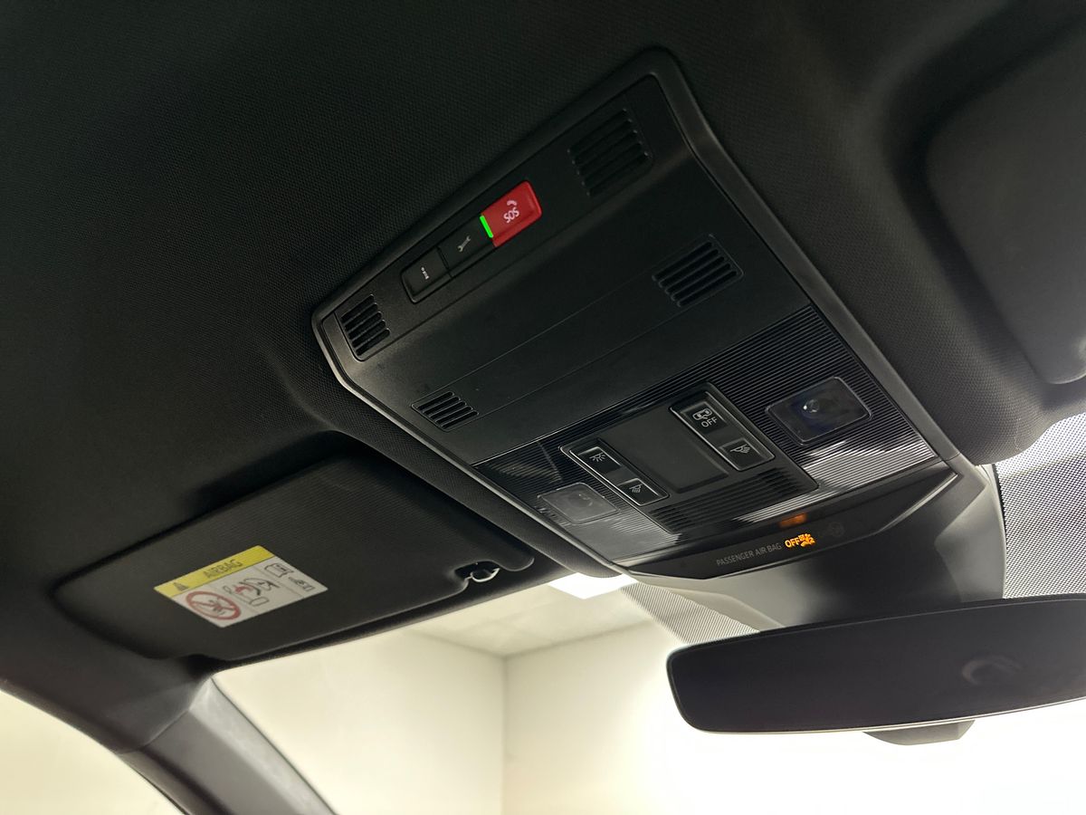 Used Volkswagen T-Roc 2023 for sale - 77848036: Photo 29