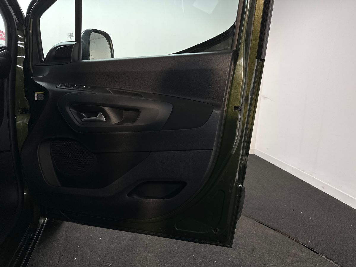 Used Citroen Berlingo 2024 for sale - 77702692: Photo 35