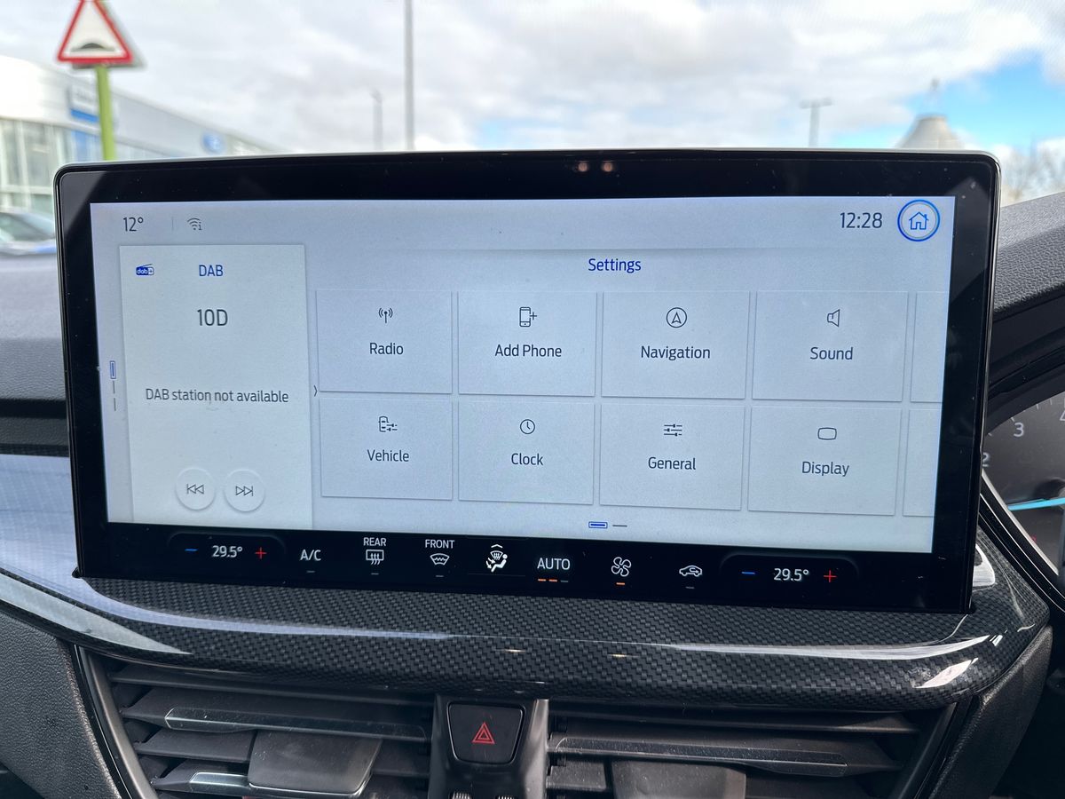 Used Ford Focus 2023 for sale - 76921891: Photo 19