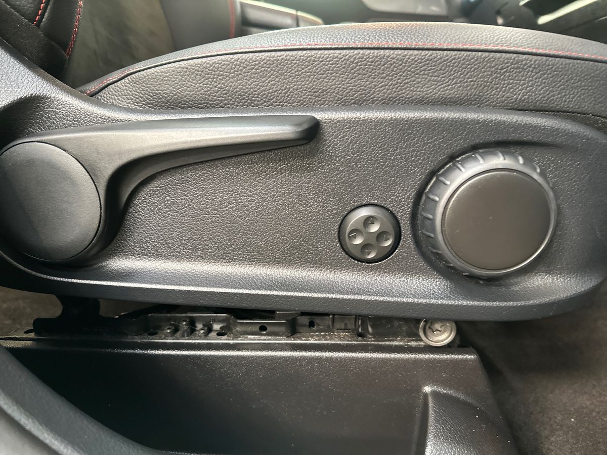 Used Mercedes-Benz GLB 2023 for sale - 77224952: Photo 30