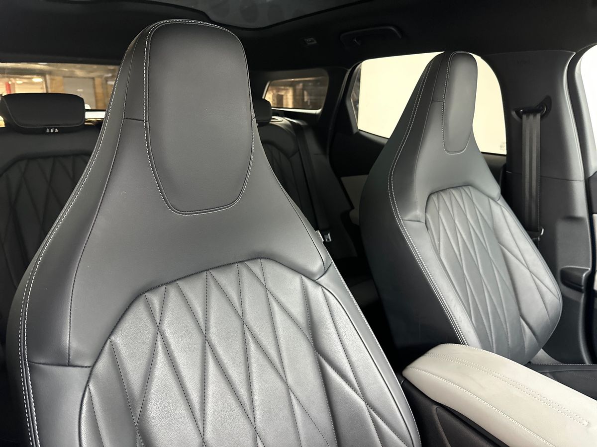 Used Ford Explorer 2024 for sale - 77434875: Photo 12