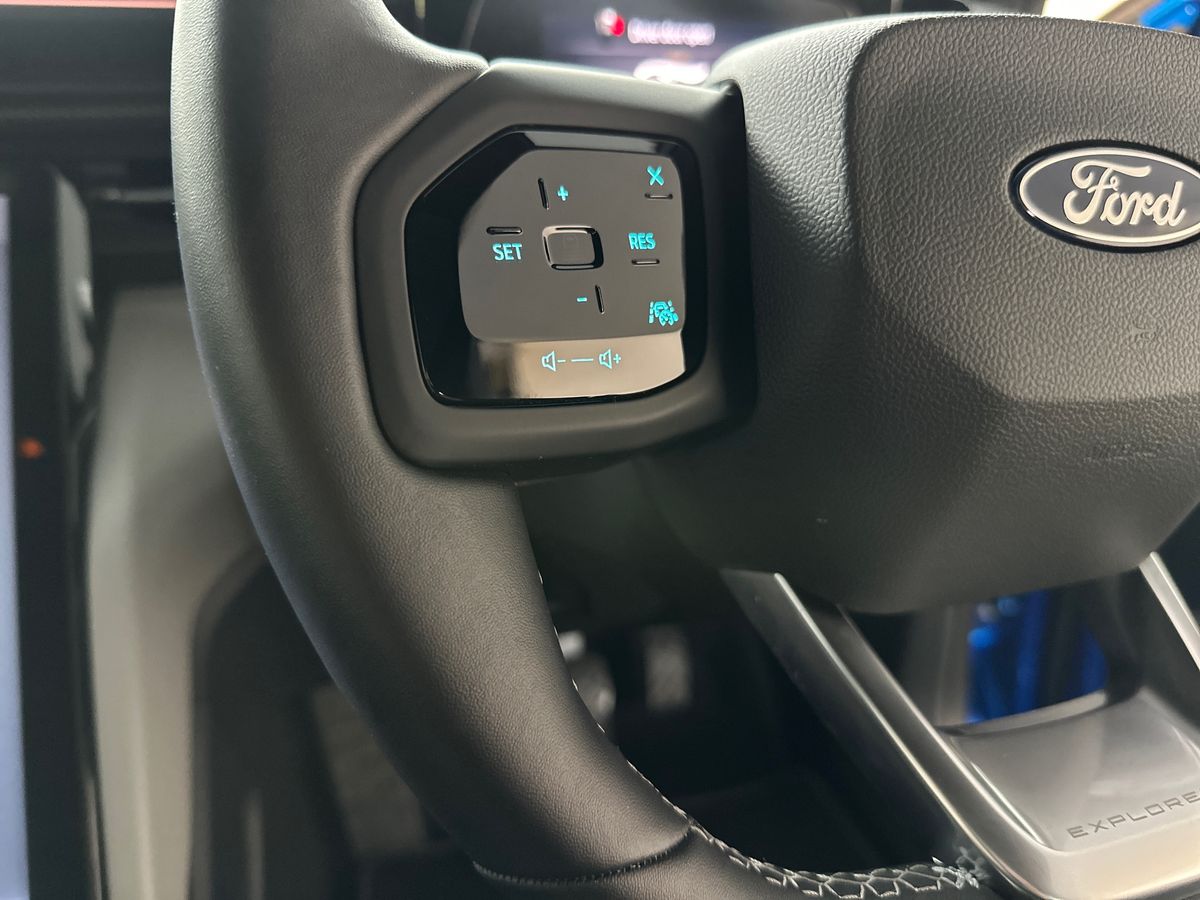 Used Ford Explorer 2024 for sale - 77434875: Photo 26