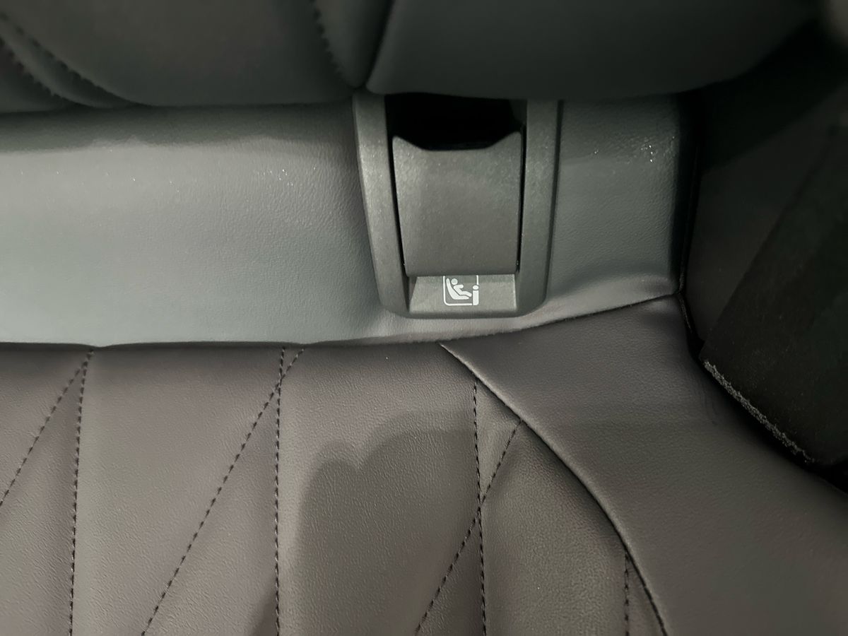 Used Ford Explorer 2024 for sale - 77434875: Photo 31