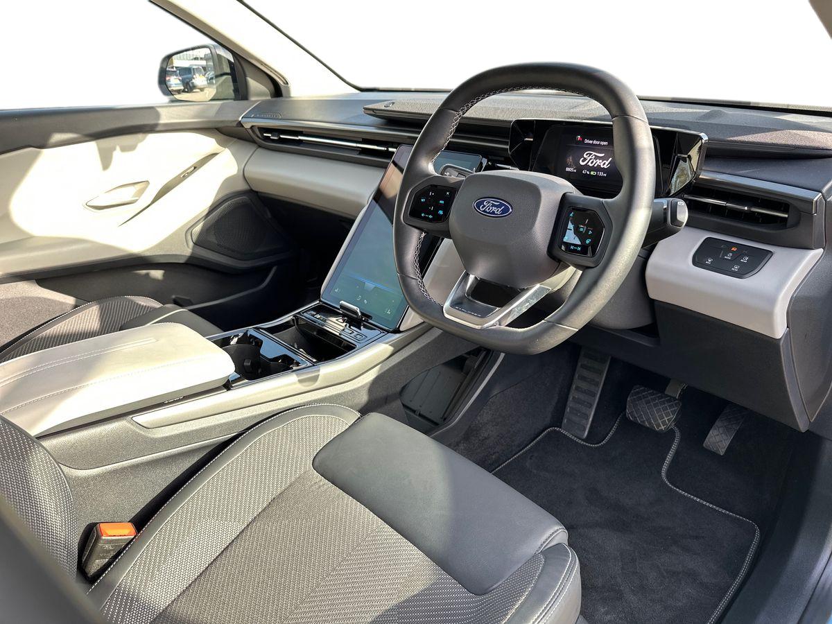 Used Ford Explorer 2024 for sale - 77745735: Photo 10