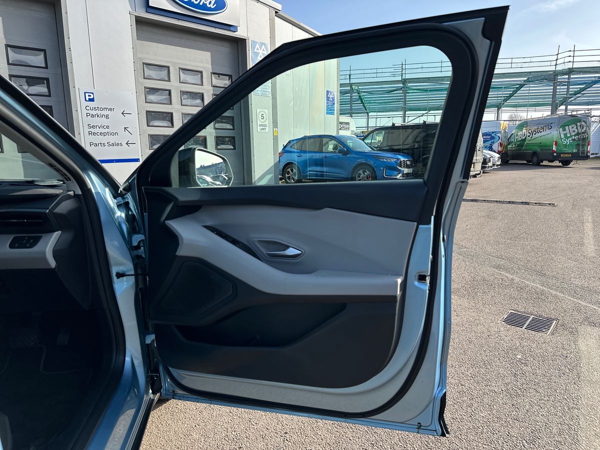 Used Ford Explorer 2024 for sale - 77745735: Photo 35