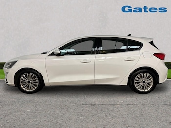 Used Ford Focus 2020 for sale - 77640673: Photo