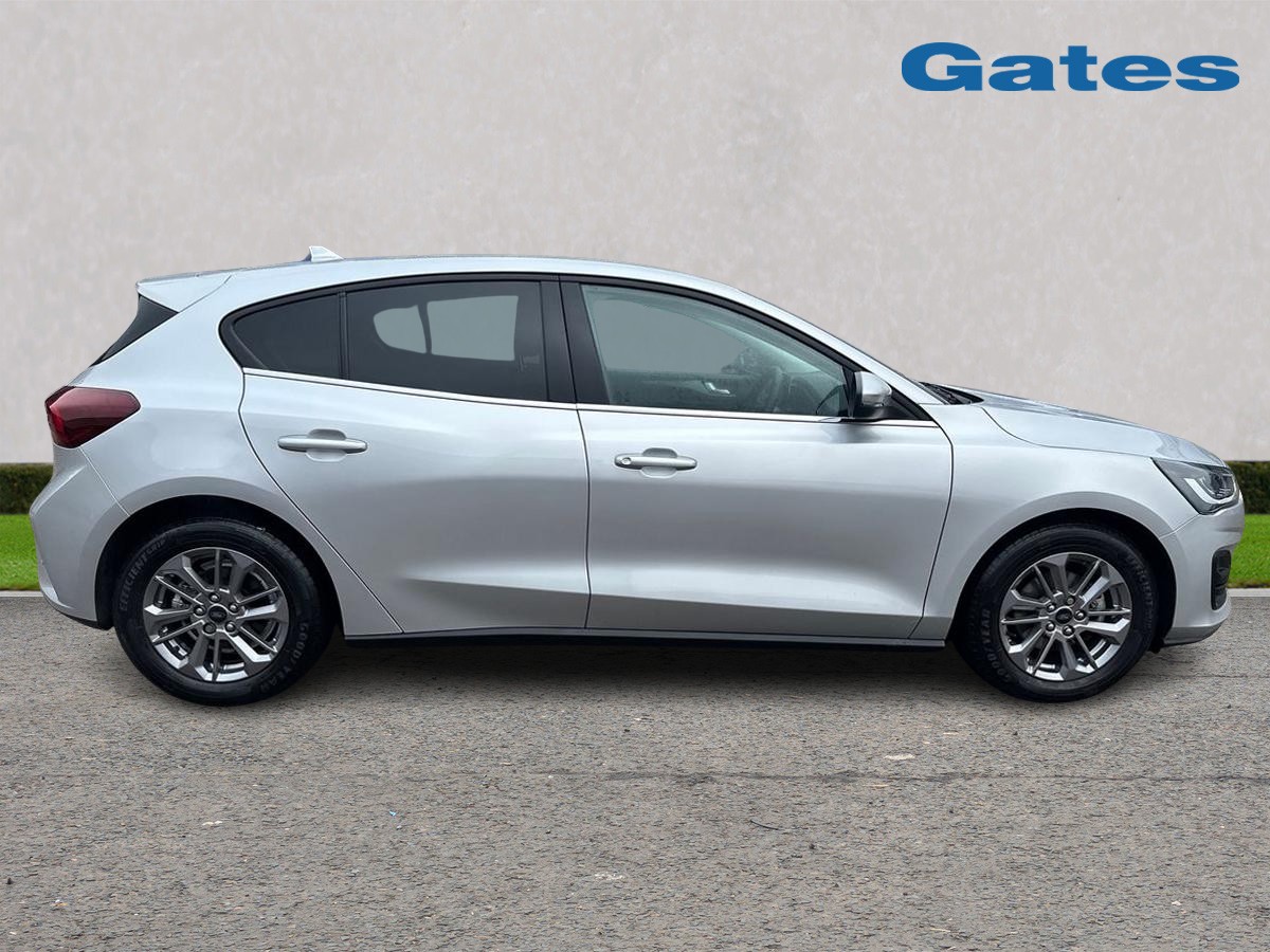 Used Ford Focus 2023 for sale - 76539843: Photo 8