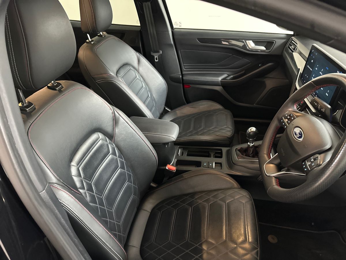 Used Ford Focus 2022 for sale - 76350930: Photo 12