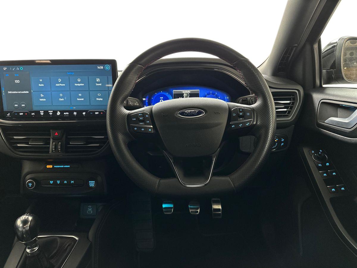 Used Ford Focus 2022 for sale - 76350930: Photo 17