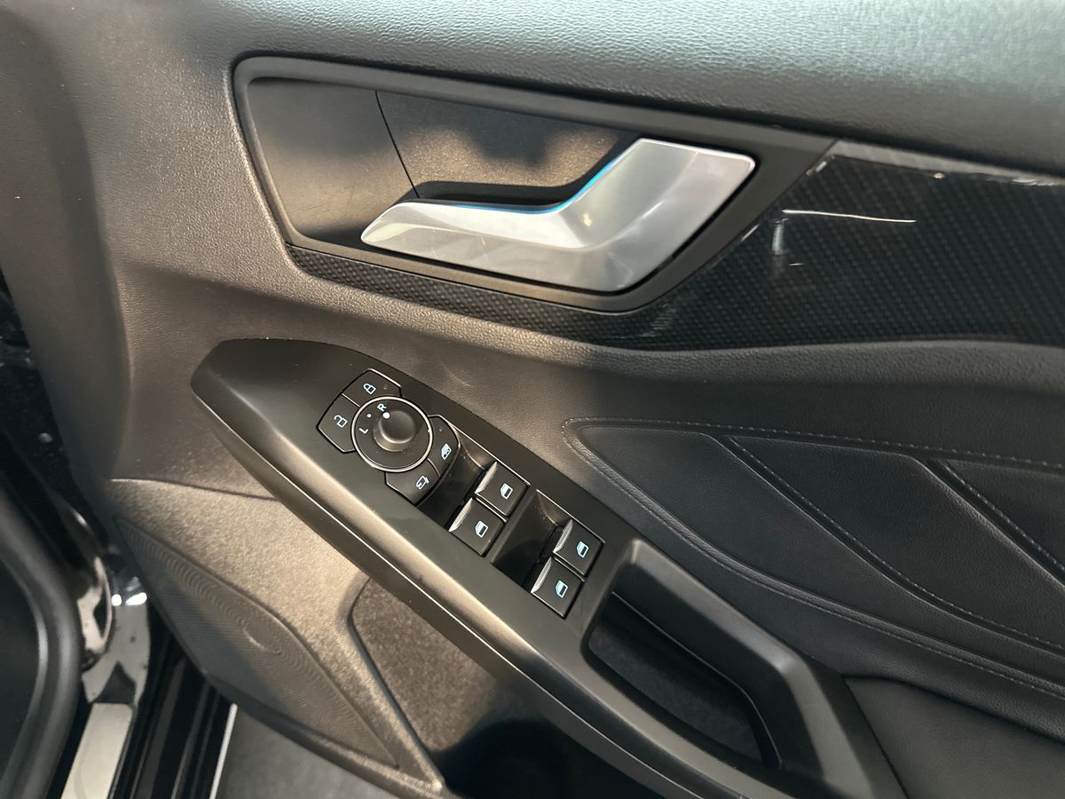 Used Ford Focus 2022 for sale - 76350930: Photo 25