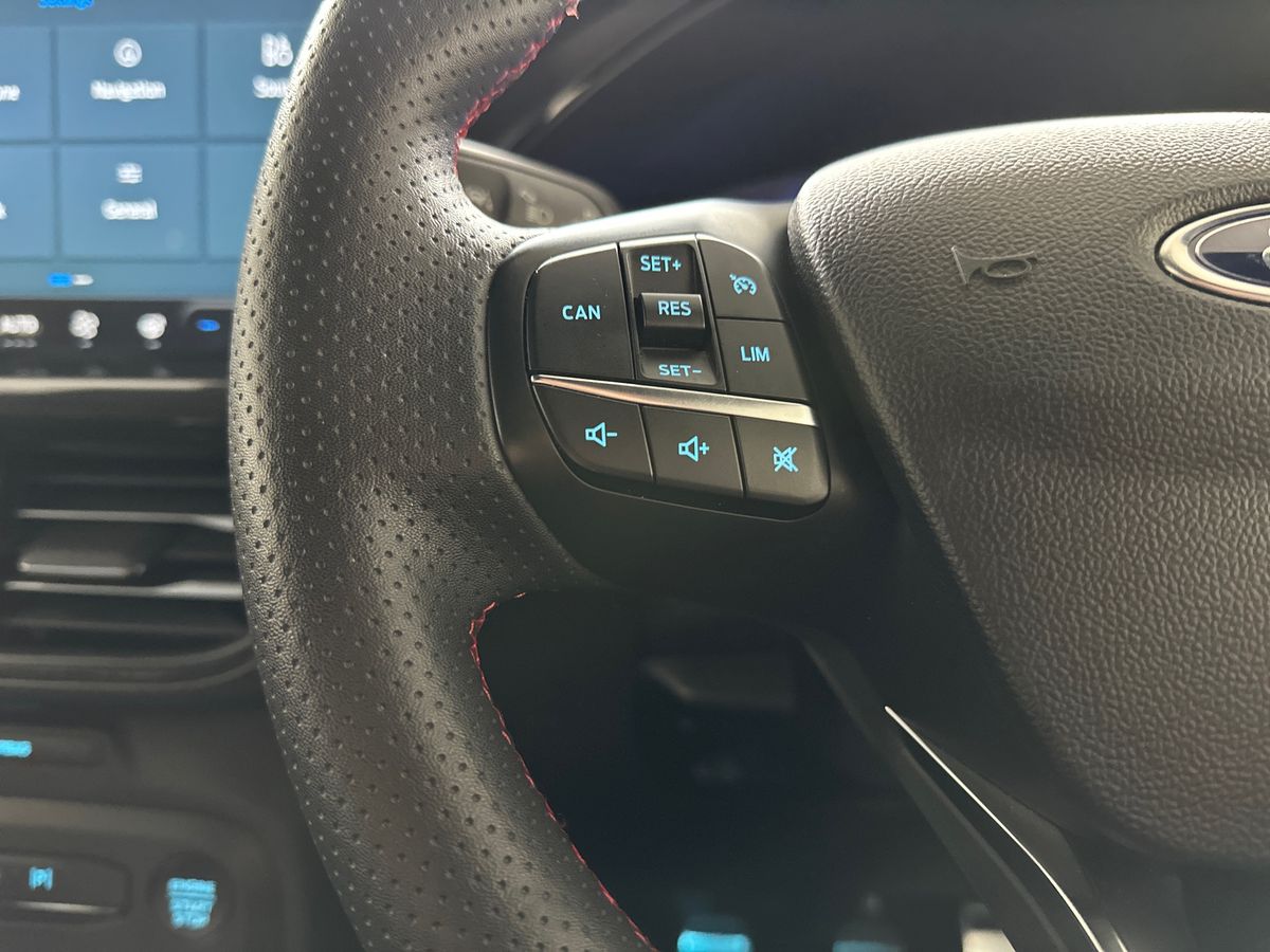 Used Ford Focus 2022 for sale - 76350930: Photo 26