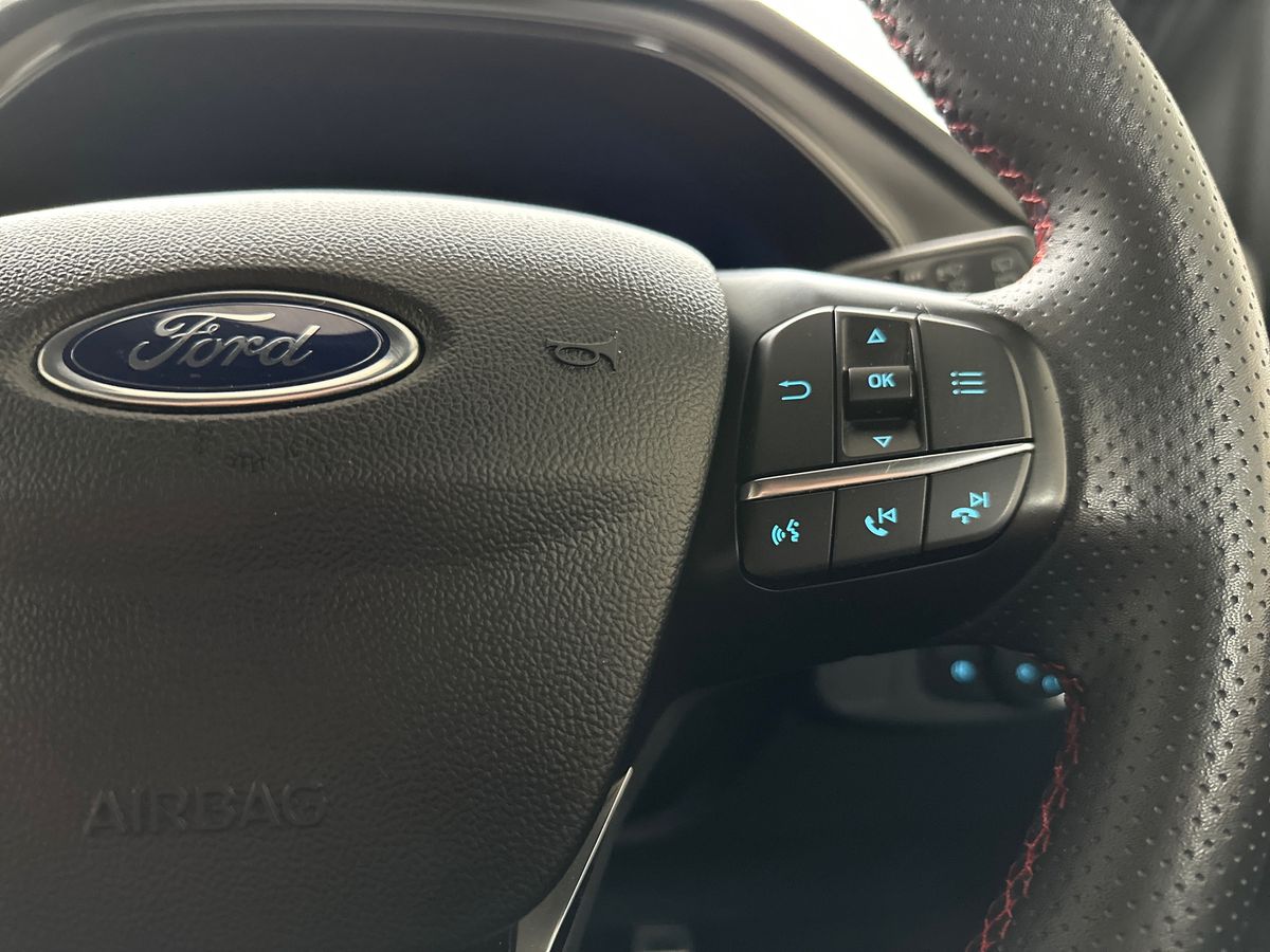 Used Ford Focus 2022 for sale - 76350930: Photo 27