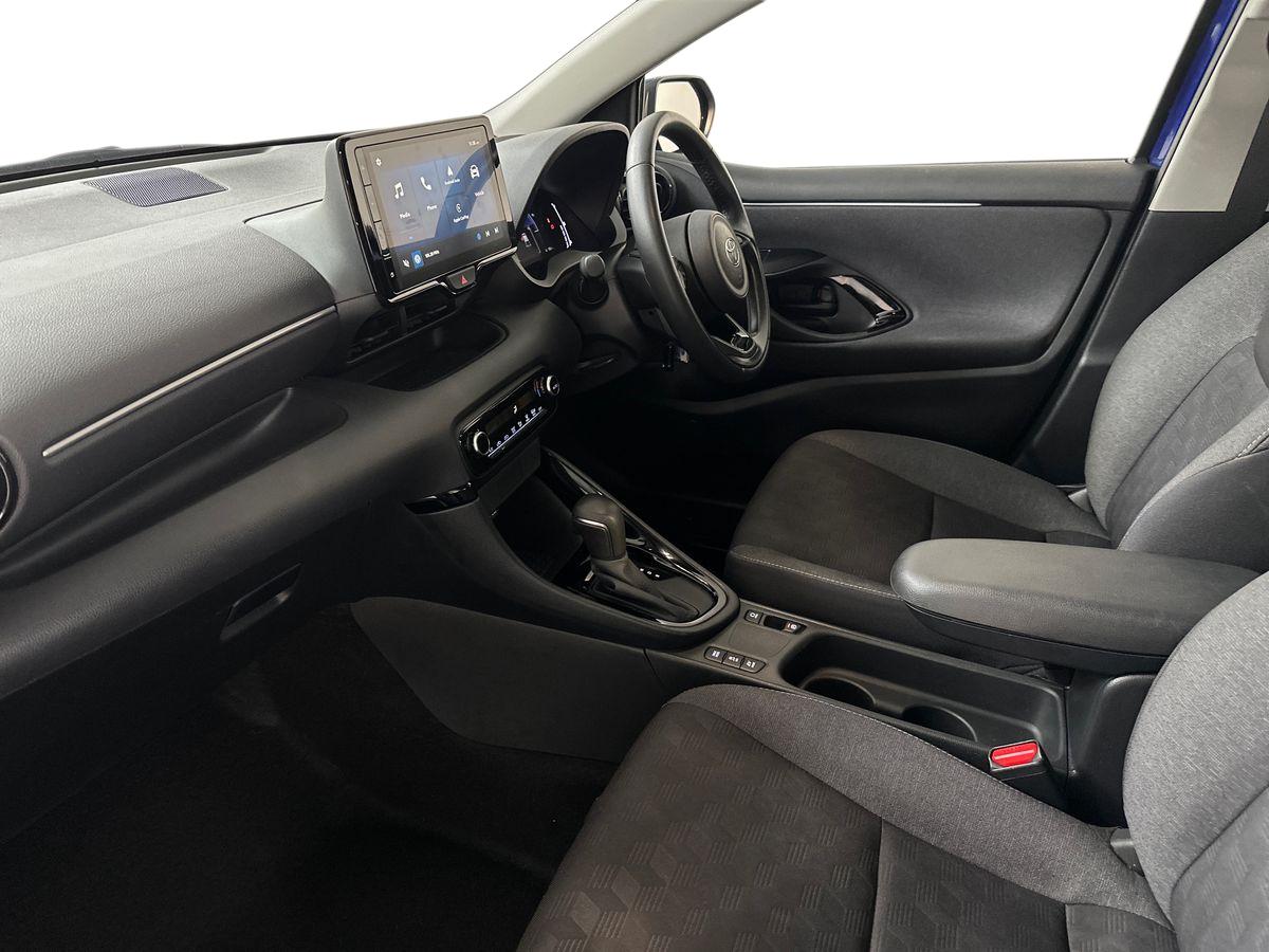 Used Toyota Yaris 2024 for sale - 78211932: Photo 11