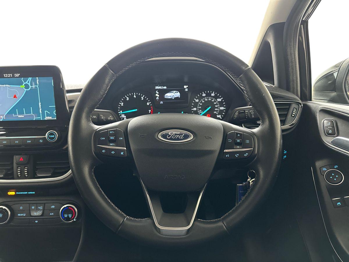 Used Ford Fiesta 2017 for sale - 76533939: Photo 17