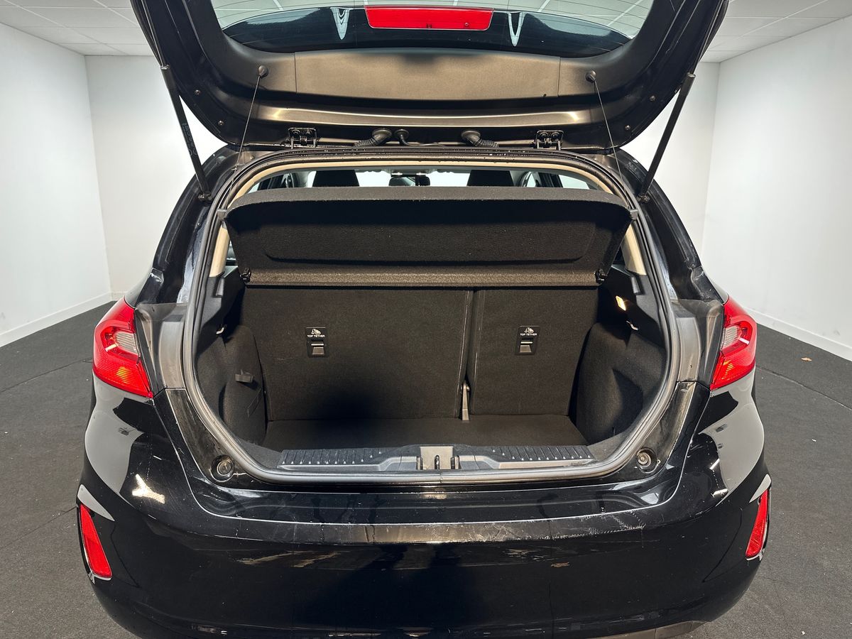 Used Ford Fiesta 2017 for sale - 76533939: Photo 34