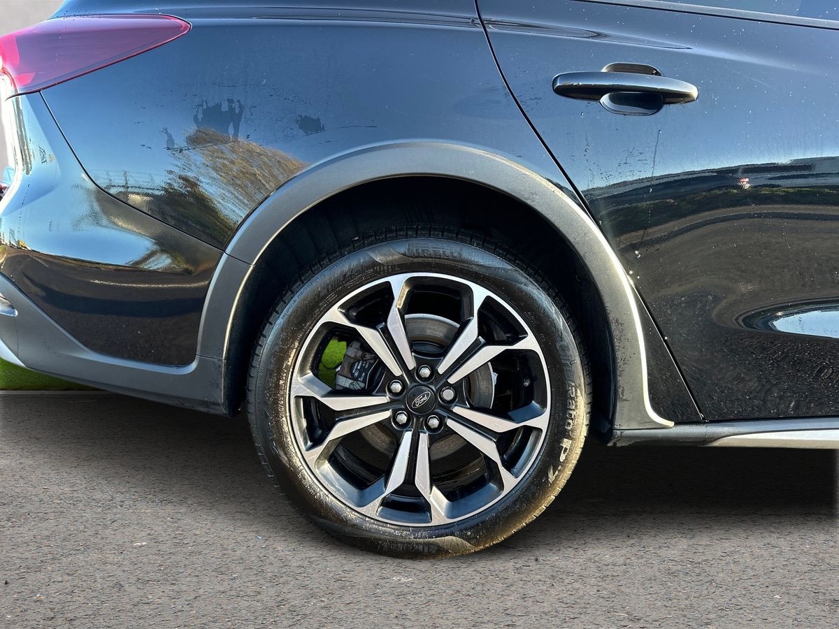 Used Ford Focus 2022 for sale - 77047609: Photo 9