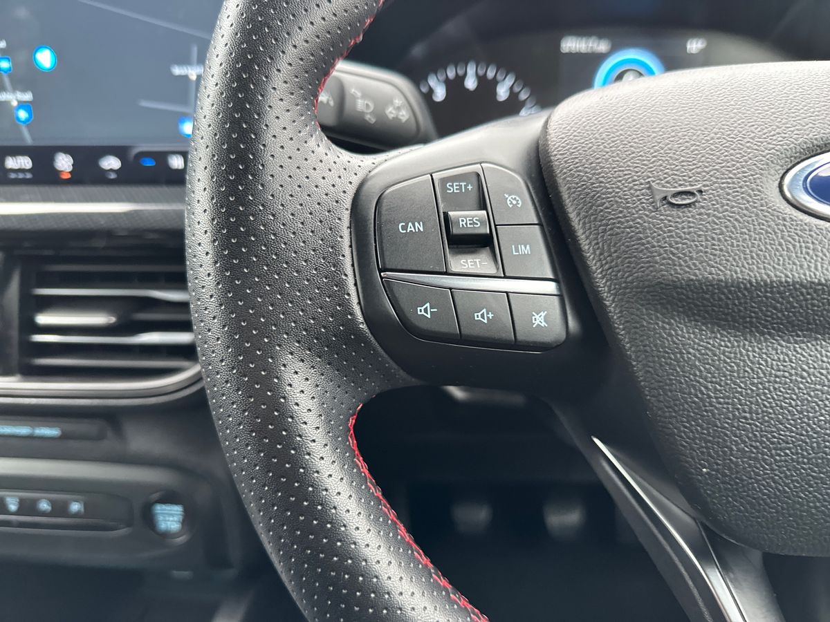 Used Ford Focus 2023 for sale - 76539836: Photo 26