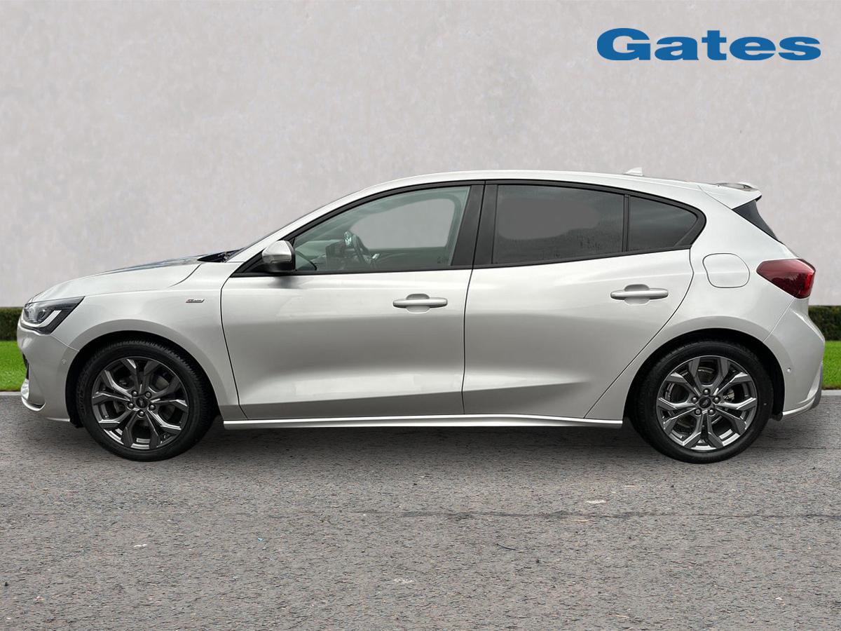 Used Ford Focus 2023 for sale - 76539836: Photo 4